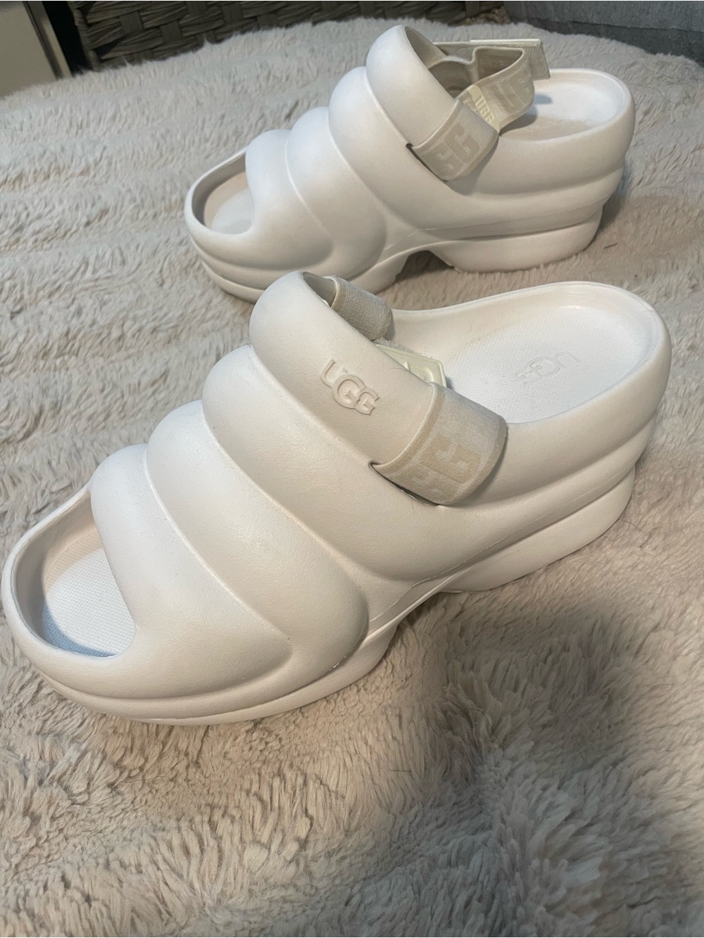 UGG White Platform Slide Clogs